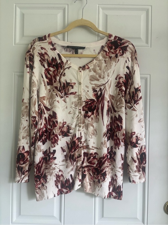 White House Black Market Sweaters - White House Black Market Floral Cardigan 3/4 Sleeve, Size XL